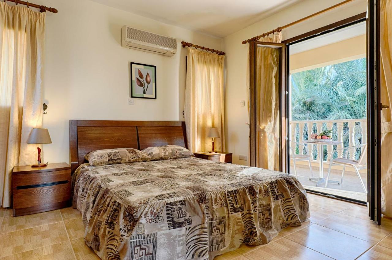 Villa Tsikkos Tria Полис Екстериор снимка